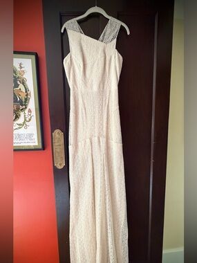 Roland Mouret Cream Lace Gown